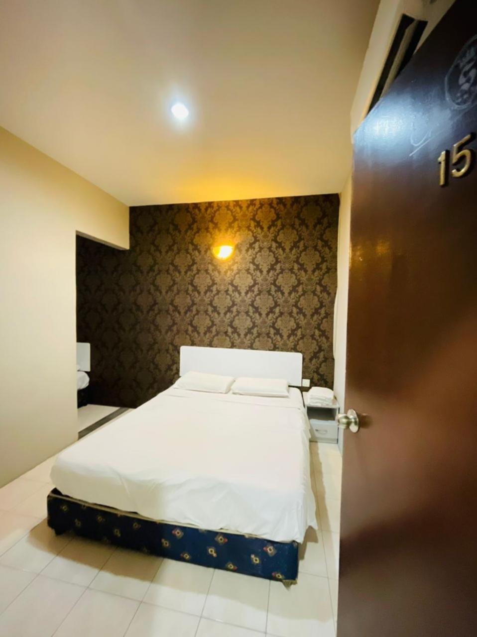 M Hotel Johor Bahru Exterior photo